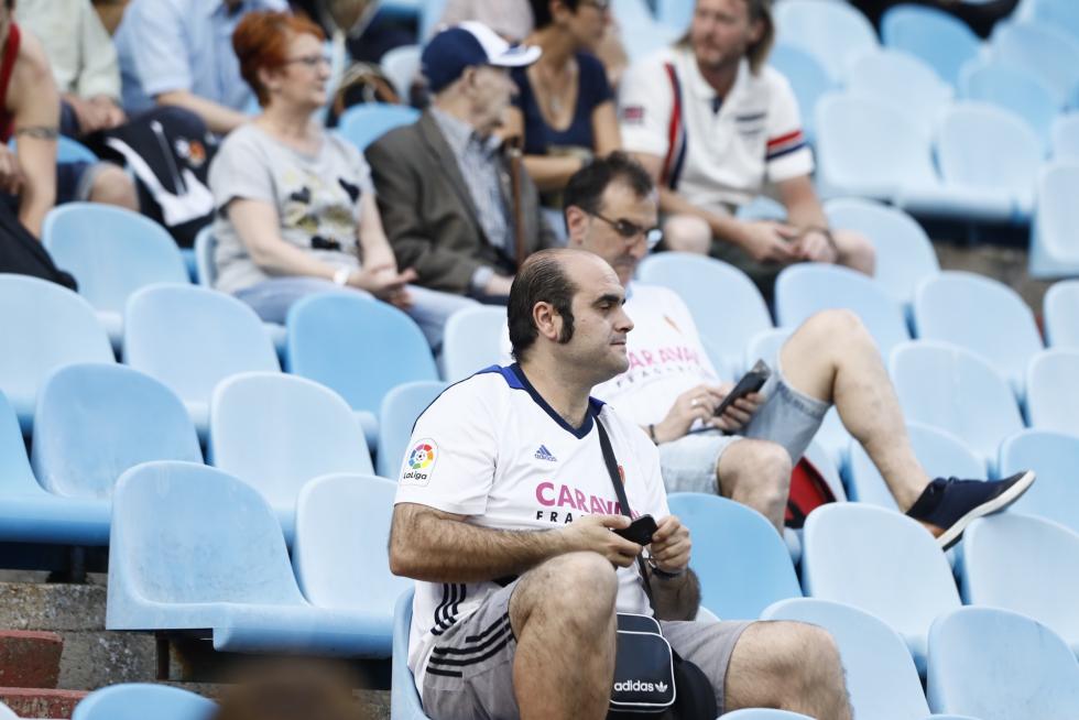 Imágenes de los aficionados en el partido del Real Zaragoza contra el Numancia.