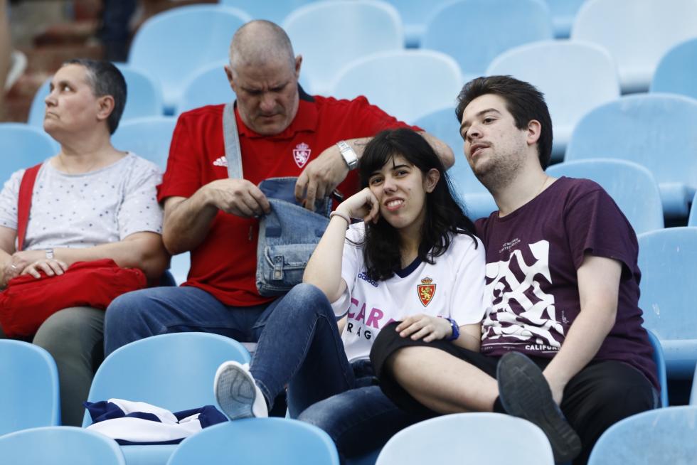 Imágenes de los aficionados en el partido del Real Zaragoza contra el Numancia.