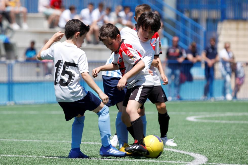 Final. 2ª Benjamín- Racing Zaragoza vs. Ríver Monzón.