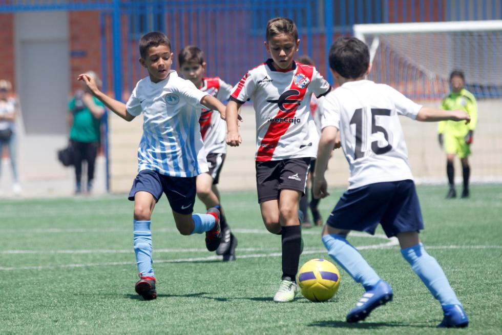 Final. 2ª Benjamín- Racing Zaragoza vs. Ríver Monzón.