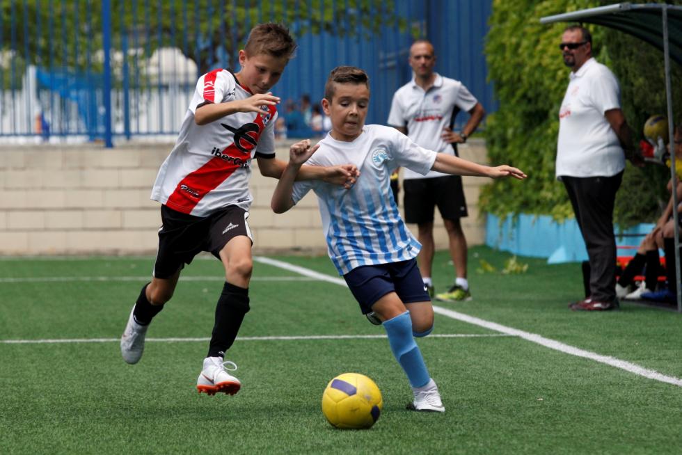 Final. 2ª Benjamín- Racing Zaragoza vs. Ríver Monzón.