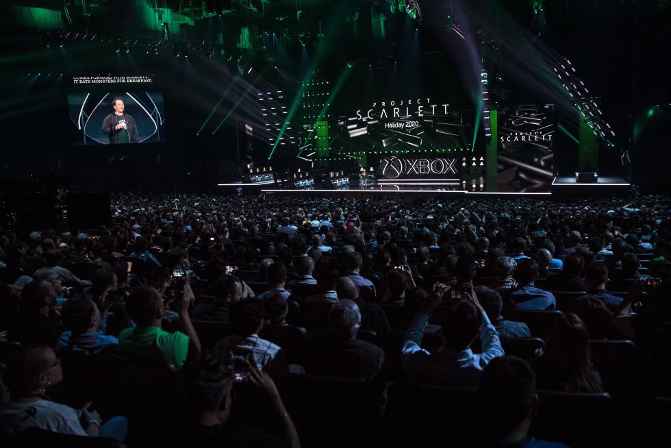 Los Angeles (United States), 09/06/2019.- Microsoft's executive vice-president of Gaming Phil Spencer announces Project Scarlett, the next Microsoft console to be released in 2020, during a presentation during the Microsoft Microsoft Xbox 2019 Briefing at the Microsoft Theater in Los Angeles, California, USA, 09 June 2019. This event occured ahead of the Electronic Entertainment Expo (E3) which runs from 11 to 13 June 2019. (Estados Unidos) EFE/EPA/ETIENNE LAURENT Microsoft XBox 2019 briefing in Los Angeles