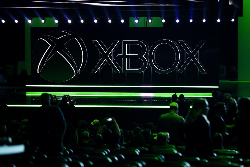 Los Angeles (United States), 09/06/2019.- The Xbox logo is shot on stage prior to the beginning of the Microsoft Xbox showcase at the Microsoft Theater in Los Angeles, California, USA, 09 June 2019. This event happens ahead of the E3 which runs from 11 to 13 June. (Estados Unidos) EFE/EPA/ETIENNE LAURENT Microsoft XBox Showcase - E3