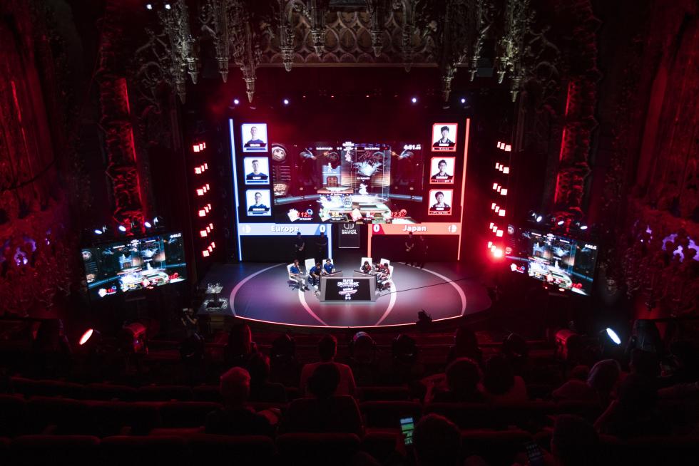 Los Angeles (United States), 08/06/2019.- Spectators react during the Nintendo Battle of the Best at the Theater at Ace Hotel in Los Angeles, California, USA, 08 June 2020. Nintendo's Battle of the Best will see three competitions held in one day, which will see competitors fight it out in Mario Maker 2, Splatoon 2 and Super Smash Bros. Ultimate. (Estados Unidos) EFE/EPA/ETIENNE LAURENT Nintendo Battle of the Best- E3
