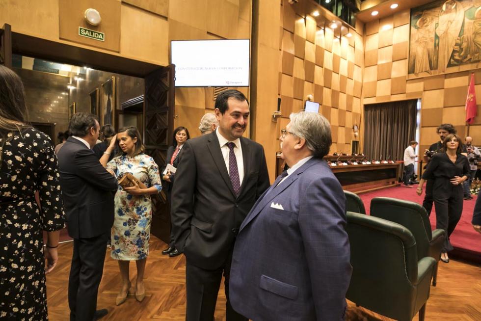 Imágenes del pleno de investidura en Zaragoza 2019