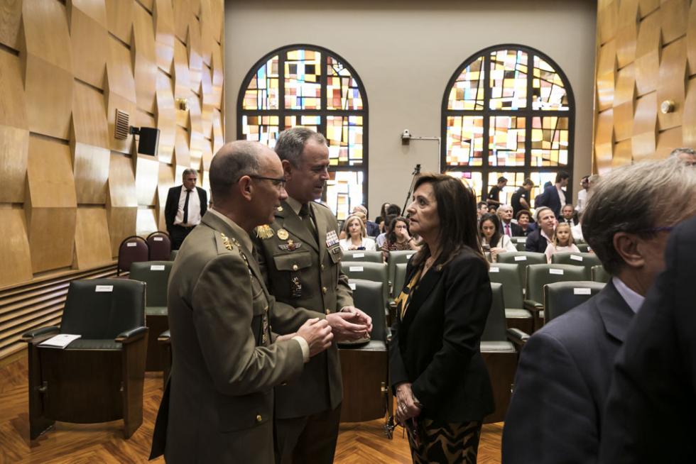 Imágenes del pleno de investidura en Zaragoza 2019