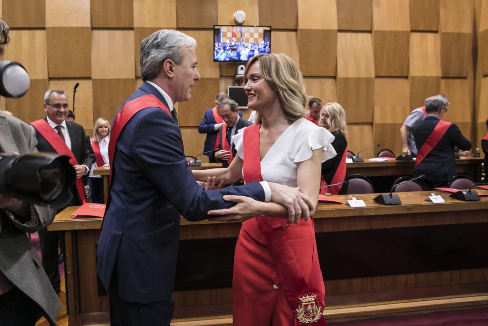 Imágenes del pleno de investidura en Zaragoza 2019