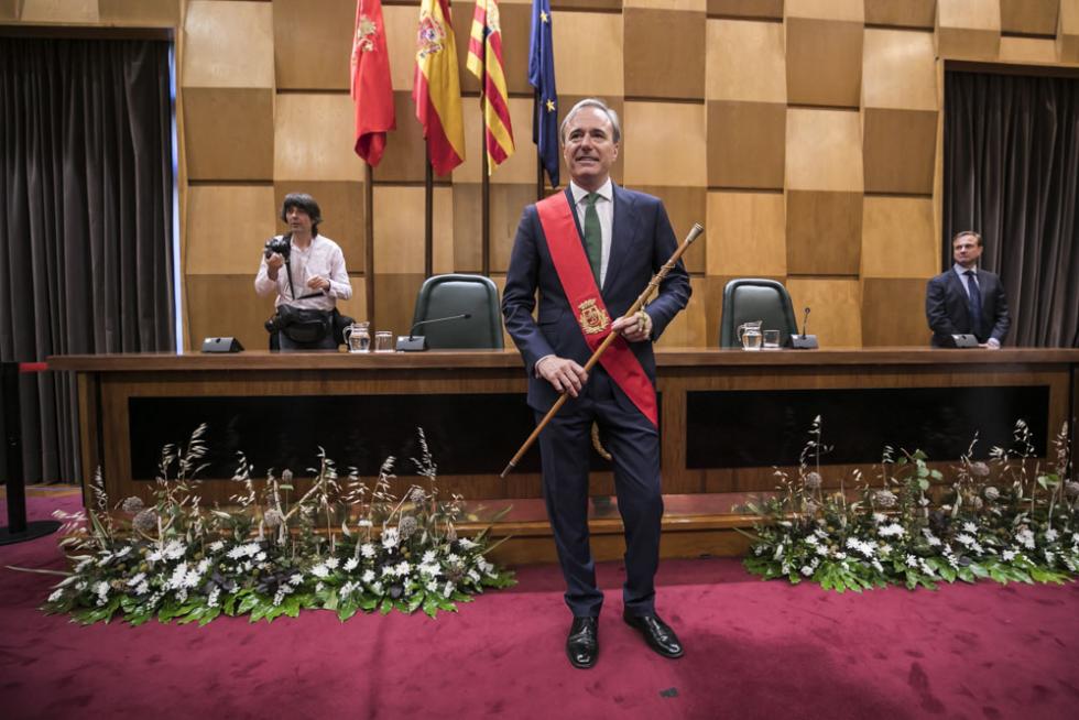 Imágenes del pleno de investidura en Zaragoza 2019