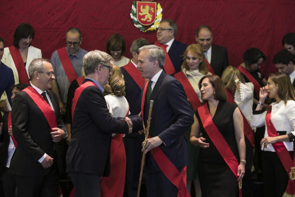 Imágenes del pleno de investidura en Zaragoza 2019