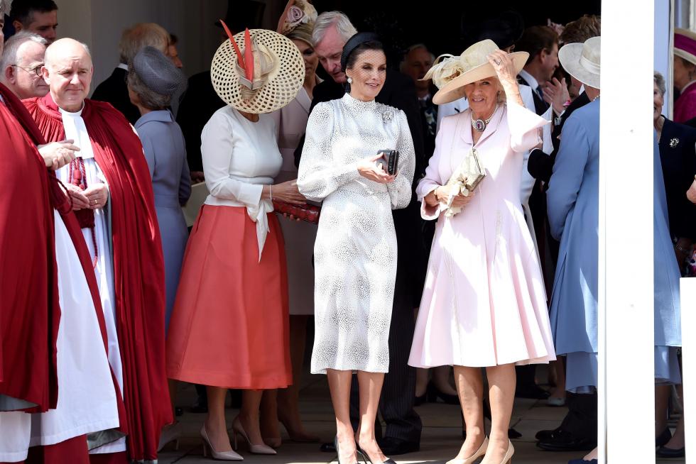 La reina Isabel II ha disntinguido al Rey de España con la Orden de la Jarretera, en una ceremonia celebrada en Winsord.