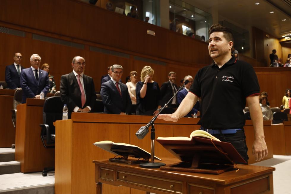 Imágenes de la sesión constitutiva del parlamento autonómico, la primera de la X legislatura