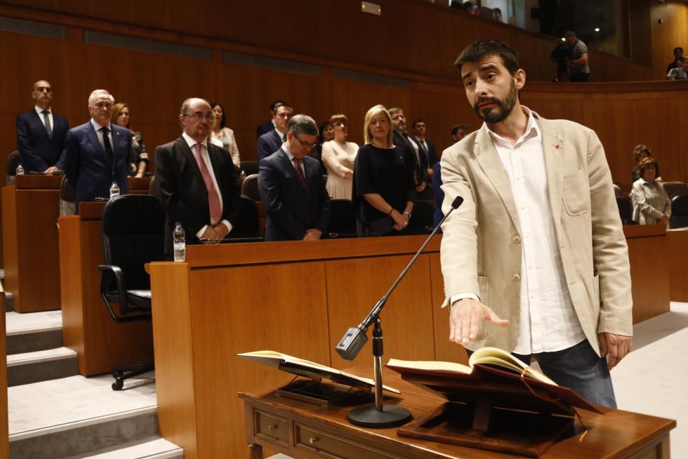 Imágenes de la sesión constitutiva del parlamento autonómico, la primera de la X legislatura