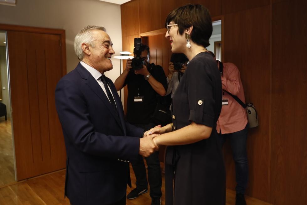 Imágenes de la sesión de constitución de las Cortes de Aragón