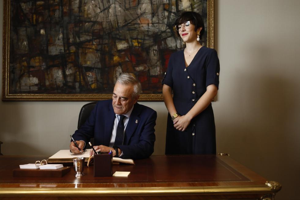 Imágenes de la sesión de constitución de las Cortes de Aragón