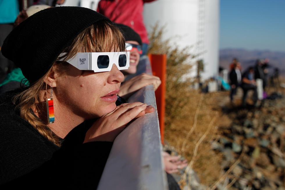 AME2822. MERLO (ARGENTINA), 02/07/2019.-El sol cubierto por la luna durante el eclipse solar total, este martes en la ciudad de Merlo, San Luis (Argentina). EFE/Nicolas Aguilera Eclipse solar total 2019