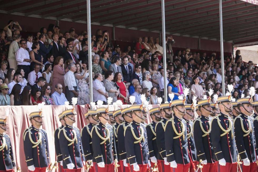 El Rey ha presidido la nueva entrega de Despachos en la AGM