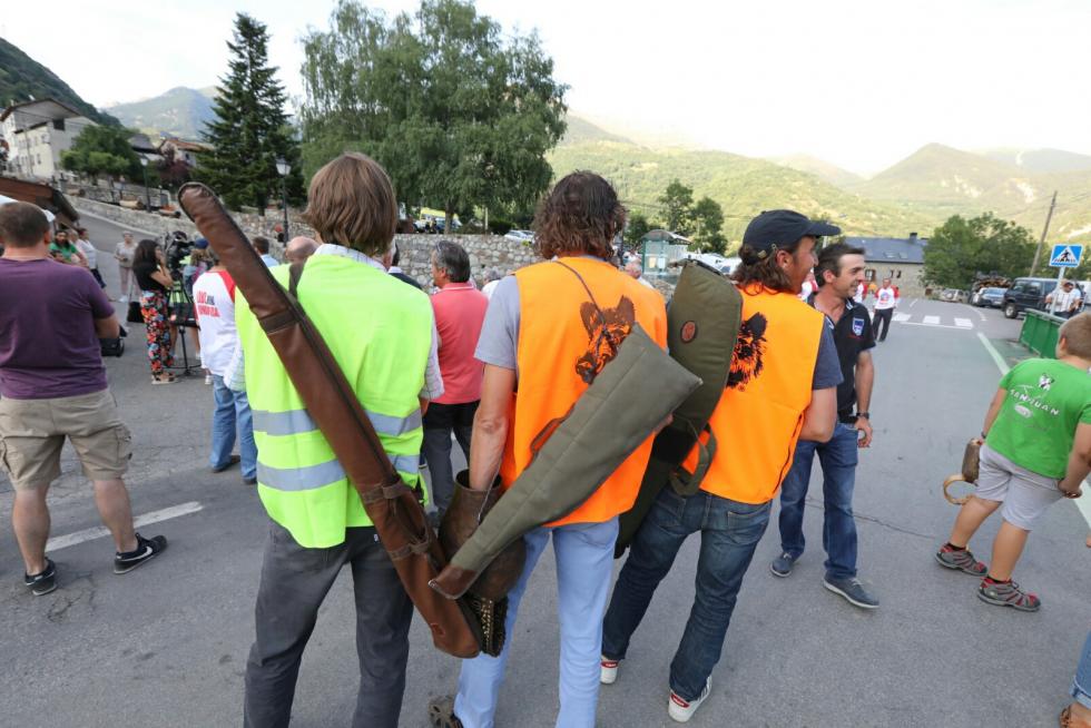 Olona se reúne en Plan con los ganaderos para hablar del oso