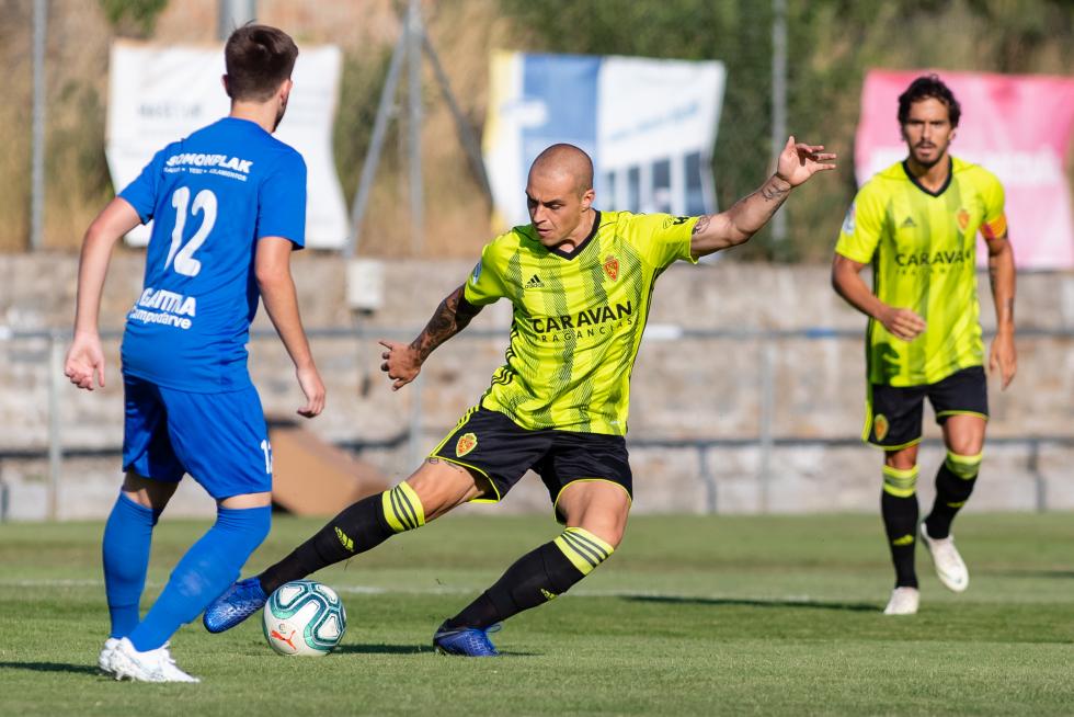 Este viernes comenzó la pretemporada de partidos amistosos para el Real Zaragoza en Boltaña. El club blanquillo goleó con facilidad por 0-13 a la Peña Ferranca.