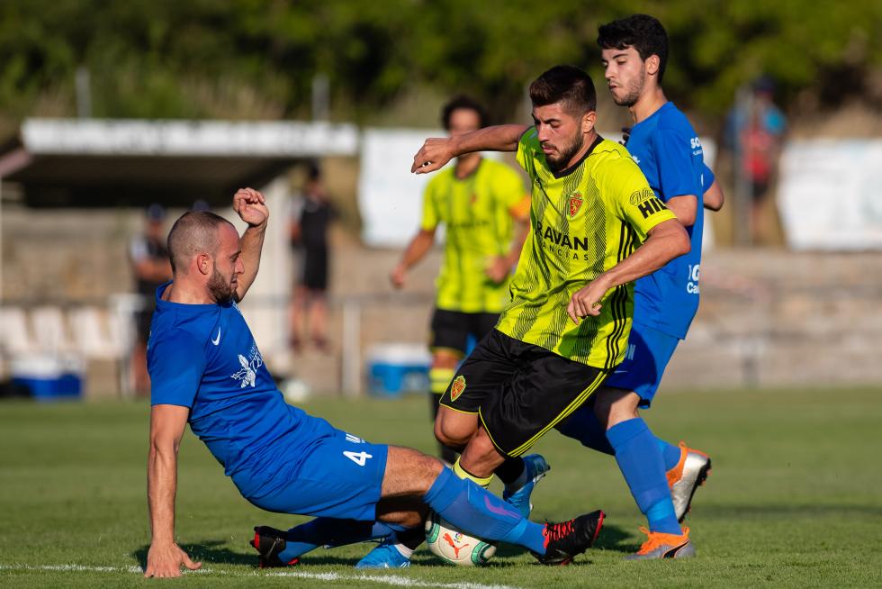 Este viernes comenzó la pretemporada de partidos amistosos para el Real Zaragoza en Boltaña. El club blanquillo goleó con facilidad por 0-13 a la Peña Ferranca.