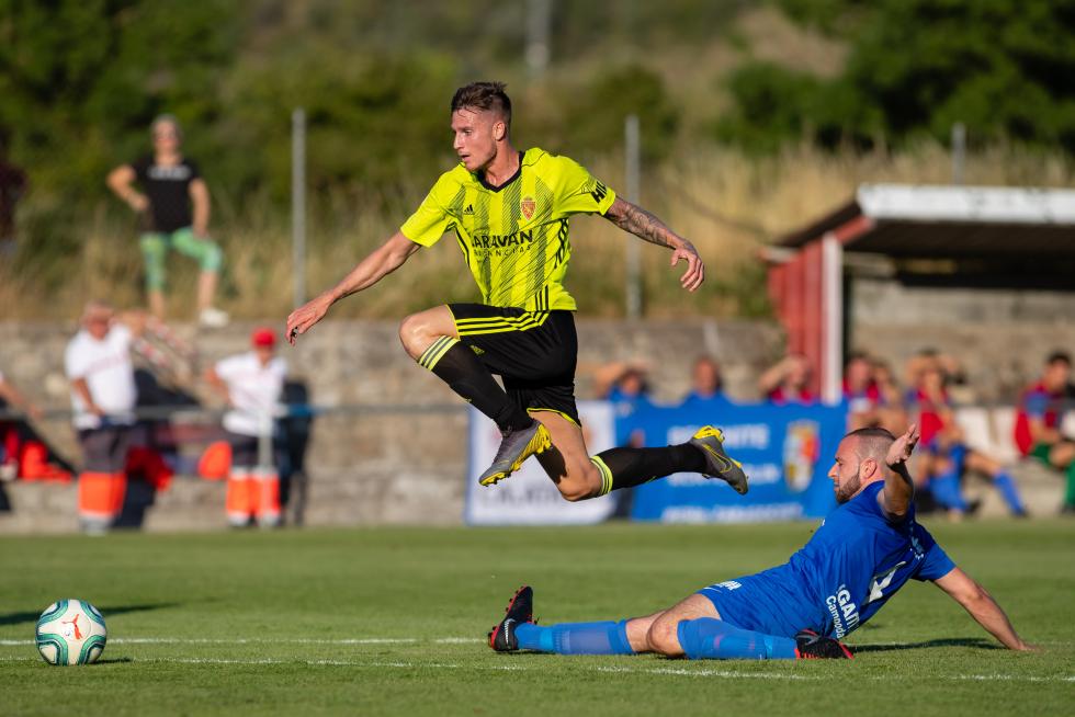 Este viernes comenzó la pretemporada de partidos amistosos para el Real Zaragoza en Boltaña. El club blanquillo goleó con facilidad por 0-13 a la Peña Ferranca.