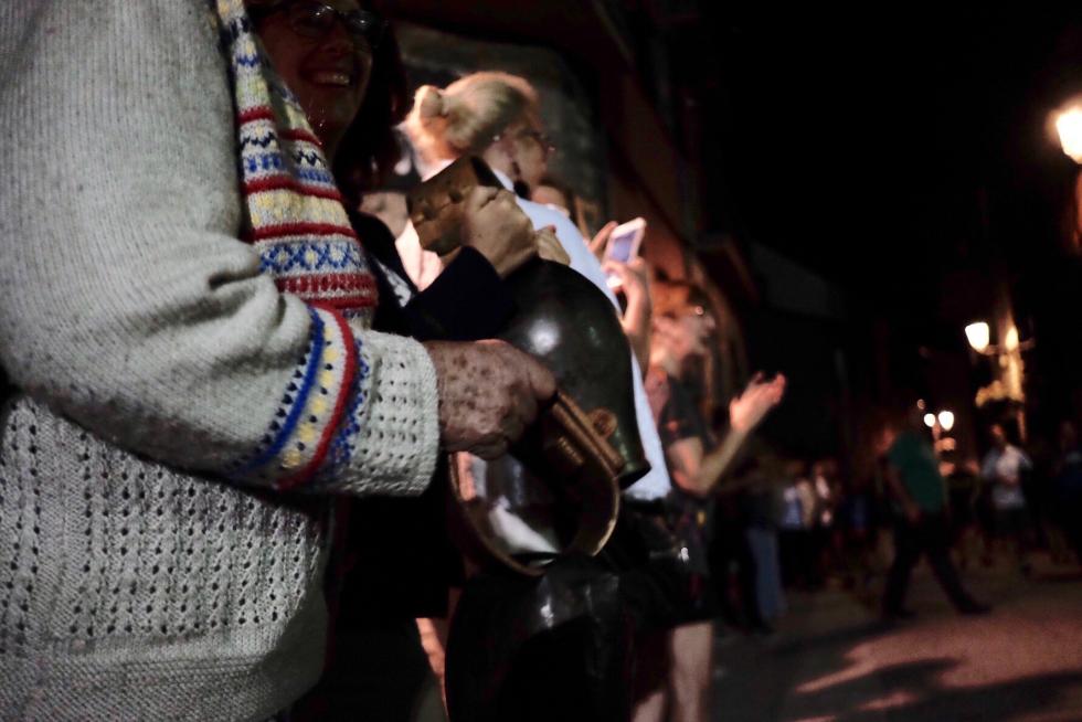 Imágenes de la salida, a las 00.00 de este viernes, de la gran fiesta de las carreras de montaña.