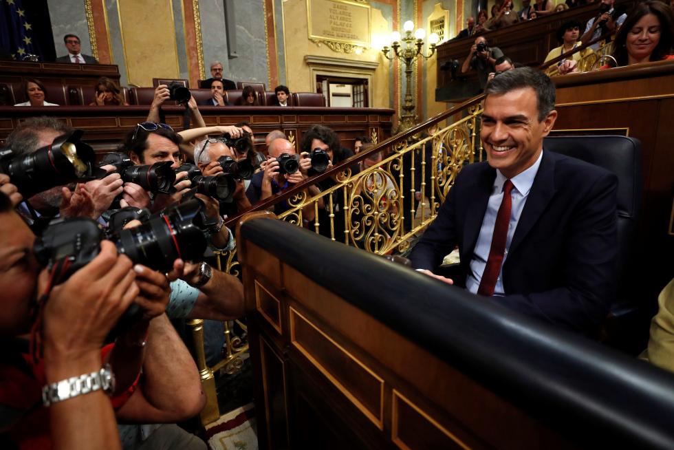 Debate de investidura del que podría salir el primer Gobierno de coalición de la democracia.