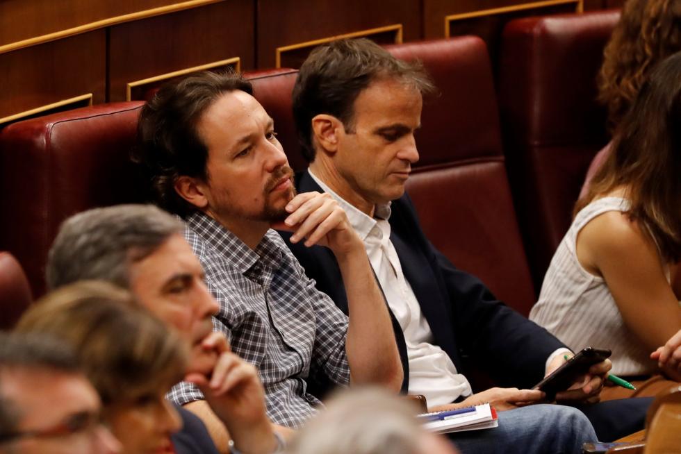 Debate de investidura del que podría salir el primer Gobierno de coalición de la democracia.