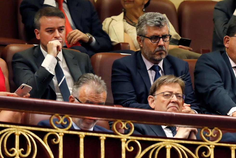 Debate de investidura del que podría salir el primer Gobierno de coalición de la democracia.