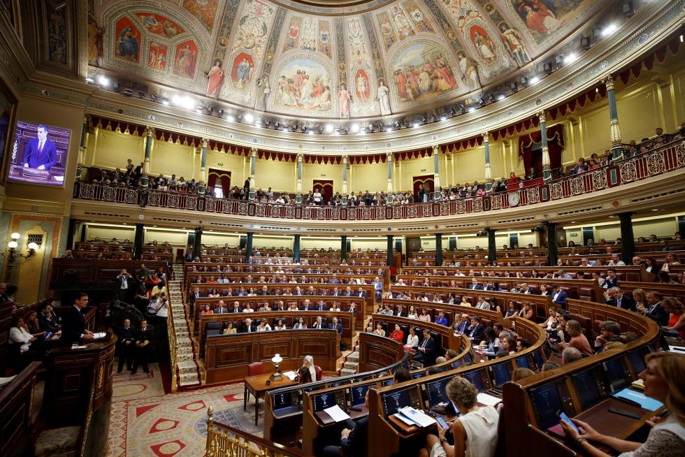 Debate de investidura del que podría salir el primer Gobierno de coalición de la democracia.