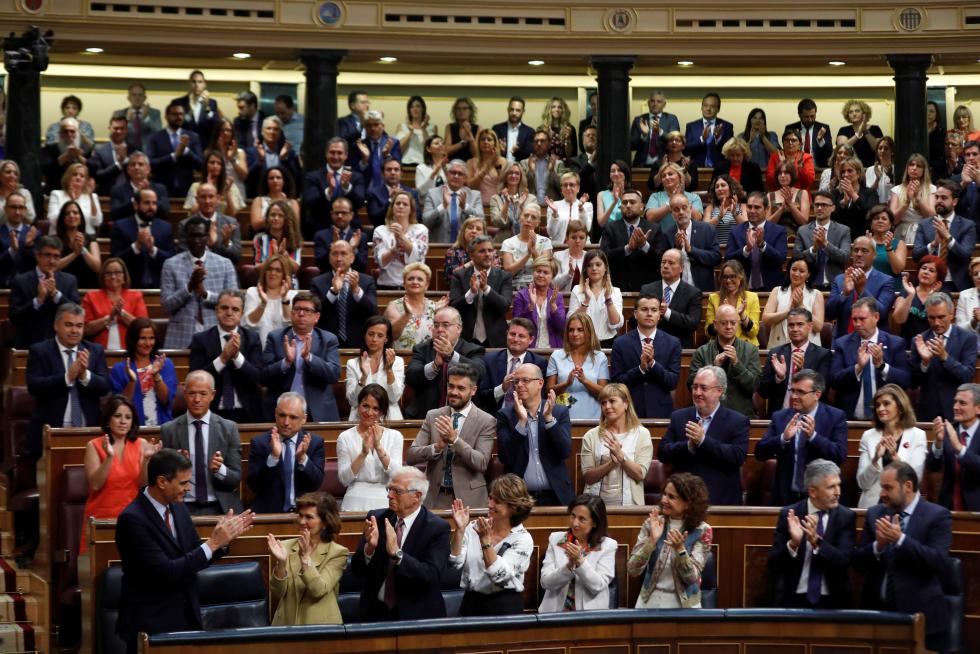 Debate de investidura del que podría salir el primer Gobierno de coalición de la democracia.