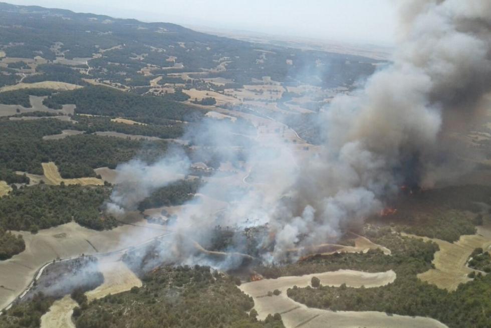 Incendio en Perdiguera, en la Sierra de Alcubierre.
