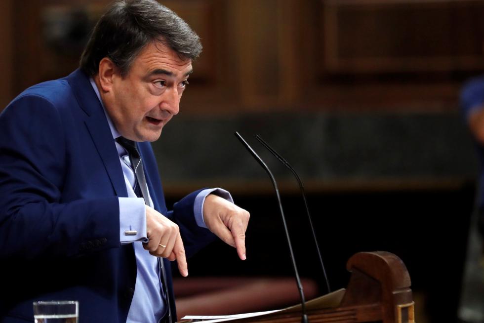 Comienza la segunda jornada de la investidura de Pedro Sánchez, que concluirá con la primera votación en la que el candidato necesitaría mayoría absoluta.