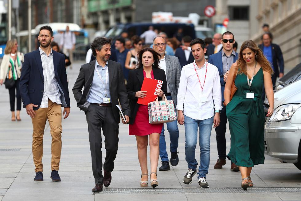 Comienza la segunda jornada de la investidura de Pedro Sánchez, que concluirá con la primera votación en la que el candidato necesitaría mayoría absoluta.