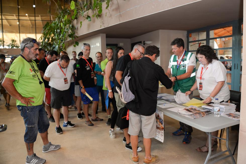 Presentación de la 36ª Baja Aragón en Teruel. Jornada de verificaciones técnicas y administrativas