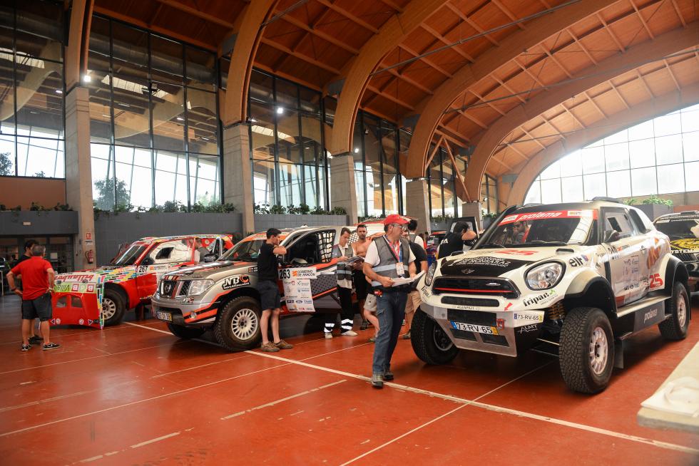 Presentación de la 36ª Baja Aragón en Teruel. Jornada de verificaciones técnicas y administrativas