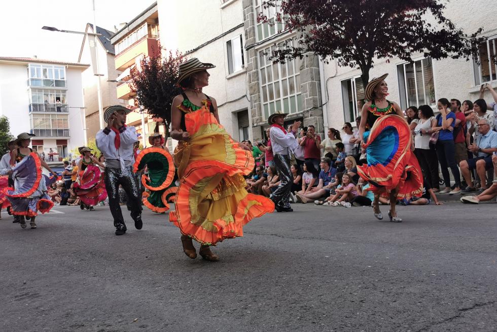 Jaca celebra el Festival Folklórico de los Pirineos 2019