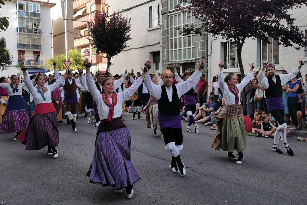 Jaca celebra el Festival Folklórico de los Pirineos 2019
