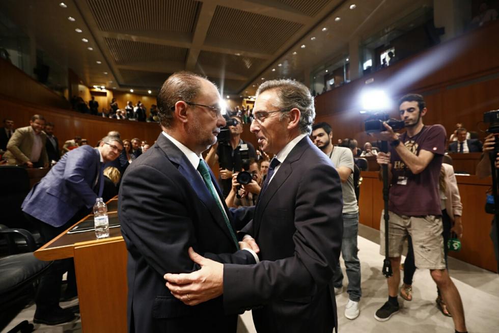 Segunda sesión del debate de investidura: Lambán, reelegido presidente de Aragón.