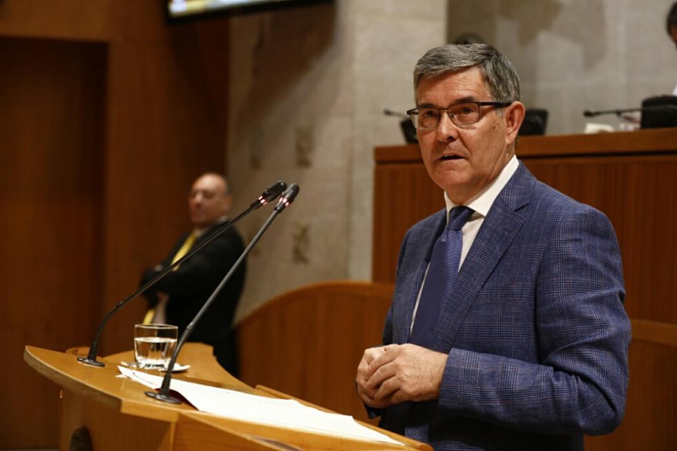 Vicente Guillén (PSOE), en la segunda sesión de investidura de Lambán.