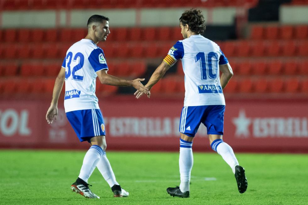 El Real Zaragoza remonta ante el Nástic.