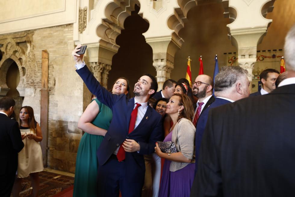 Toma de posesión de Javier Lambán como presidente de Aragón en el palacio de la Aljafería.