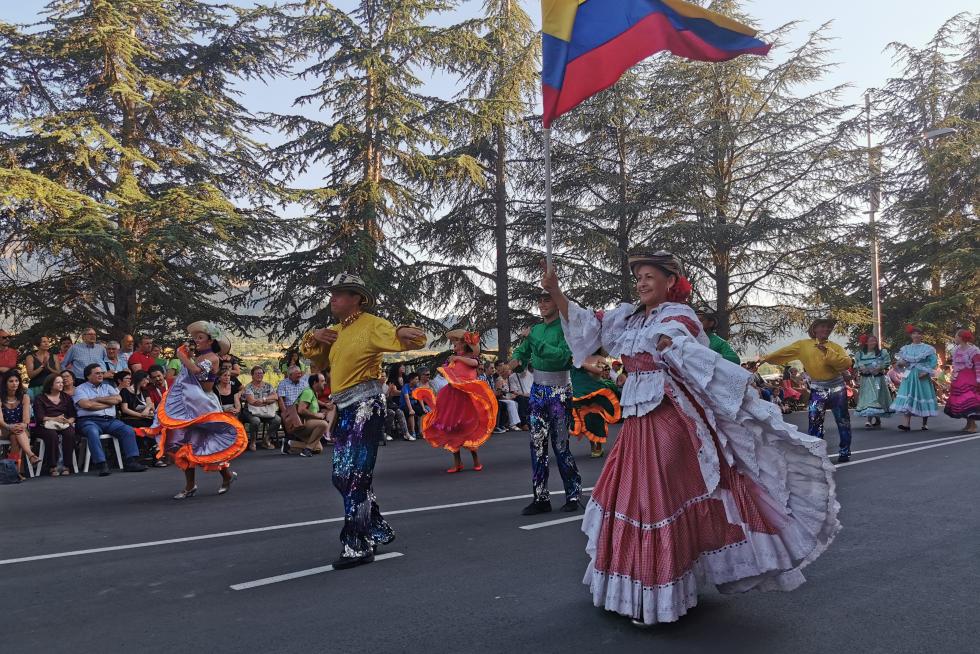 Última jornada del Festival Folklórico de los Pirineos.