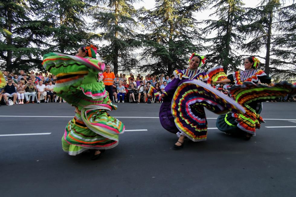 Última jornada del Festival Folklórico de los Pirineos.