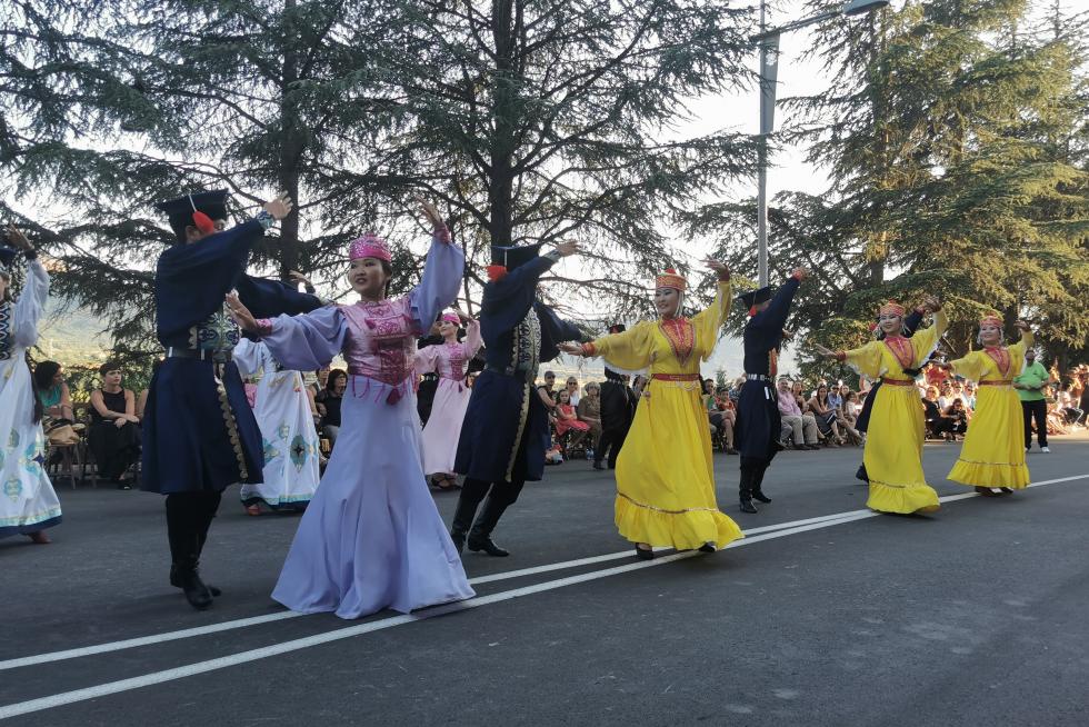 Última jornada del Festival Folklórico de los Pirineos.