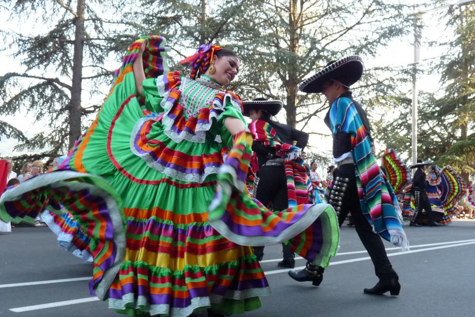 Última jornada del Festival Folklórico de los Pirineos.
