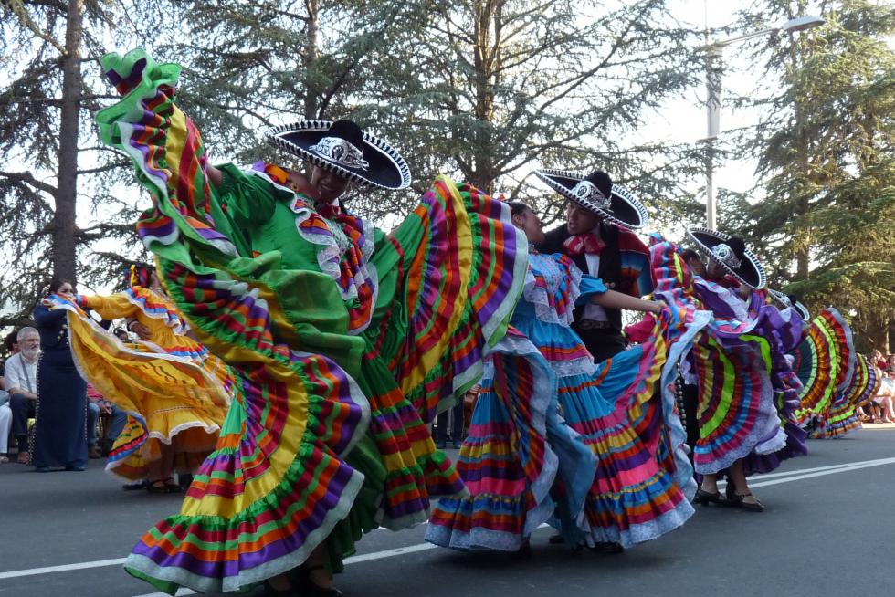 Última jornada del Festival Folklórico de los Pirineos.