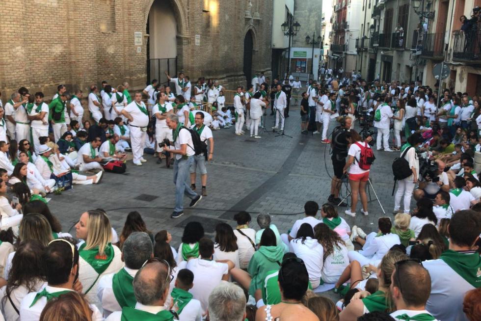 Huesca despierta con los Danzantes.