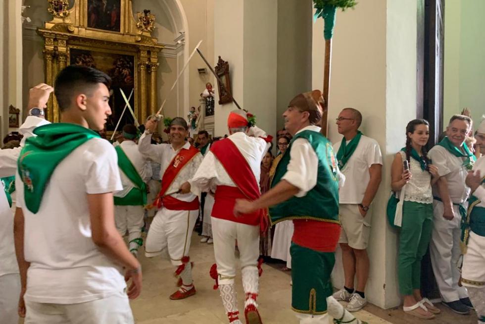 Ya dentro de la basílica de San Lorenzo, a punto de iniciarse la misa por el patrón en el día grande de las fiestas.