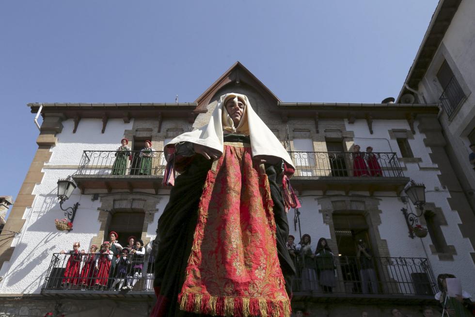 Fotos del Traje Típico Ansotano
