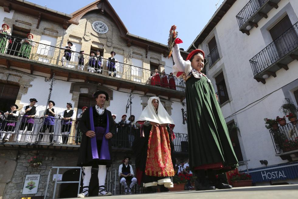 Fotos del Traje Típico Ansotano